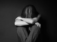 پیوستگی علائم افسردگی قبل و بعد از تشخیص یک بیماری مزمن